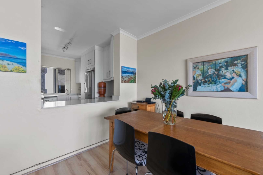3 Bedroom Property for Sale in Sea Point Western Cape